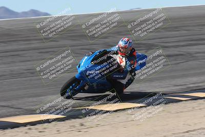 media/Oct-13-2025-Moto Forza (Mon) [[a66d839500]]/3-B Group/Session 2 (Bowl)/